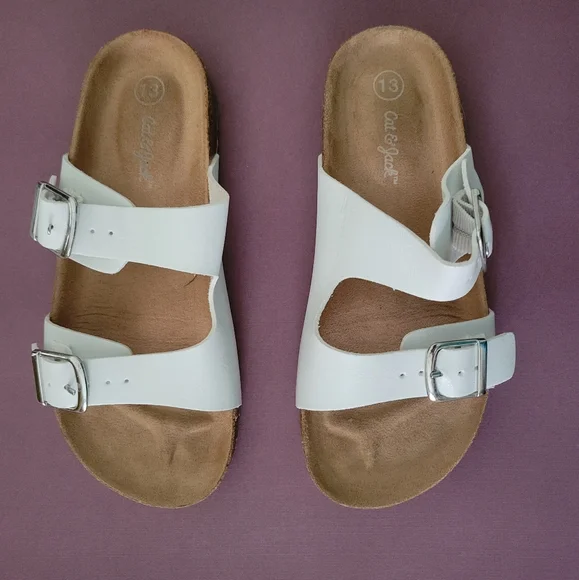 Cat & Jack white sandals - Picture 2 of 3